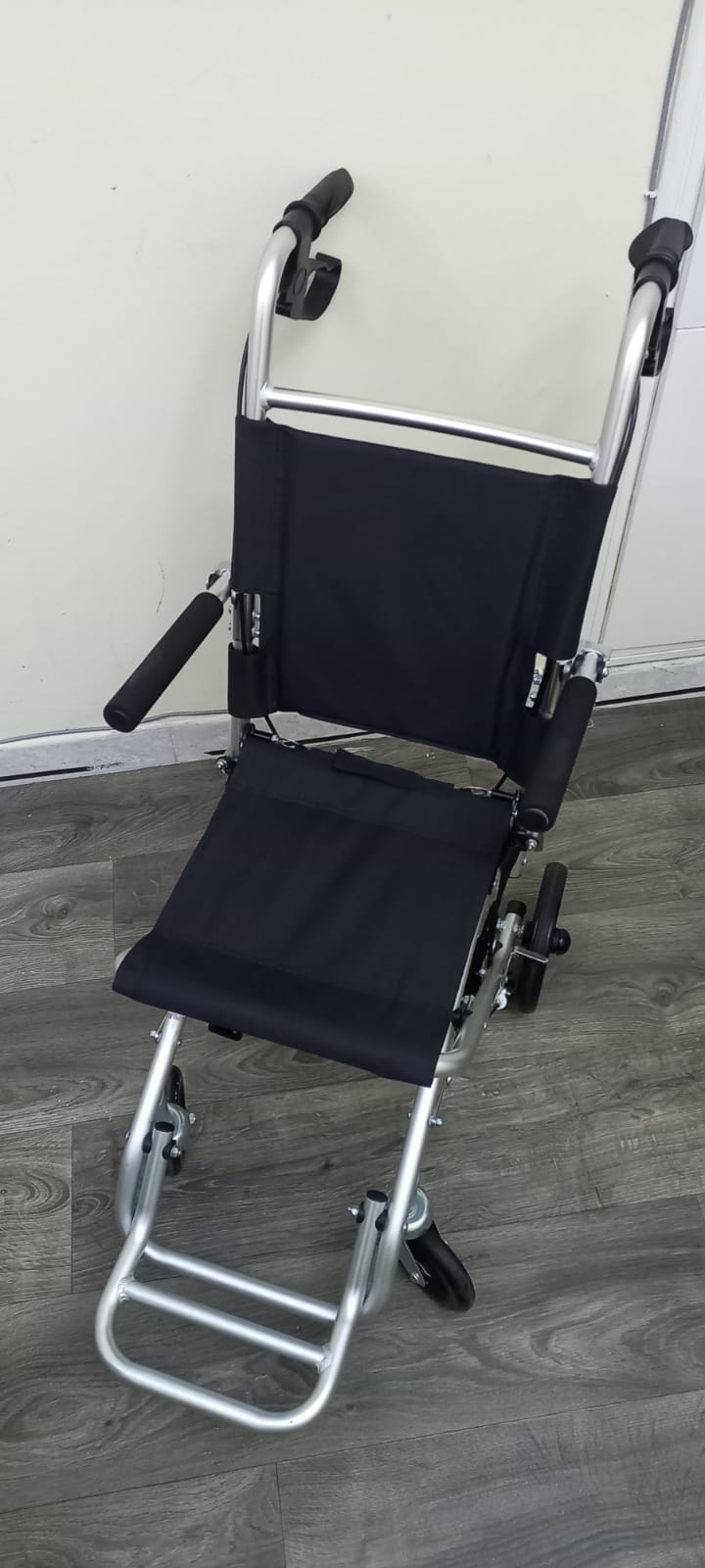 Pediatric wheel chair
