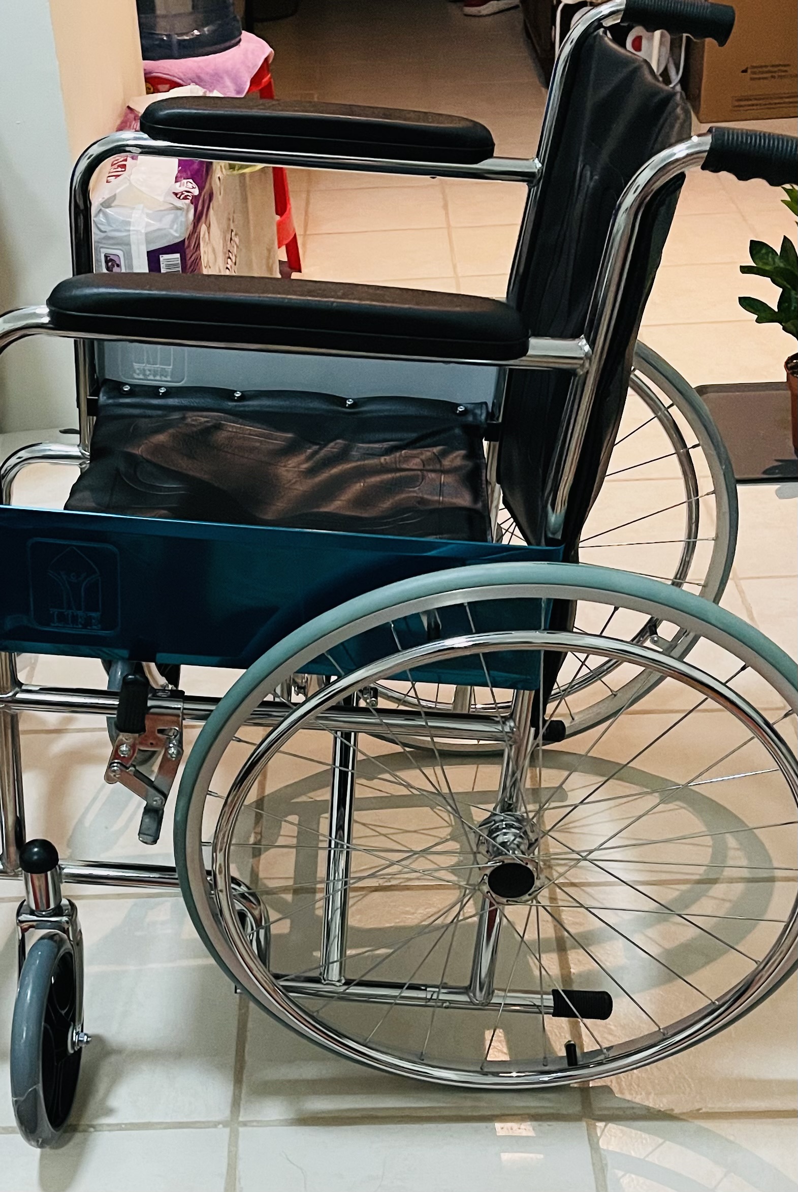 Brand new manual wheel chair for sale