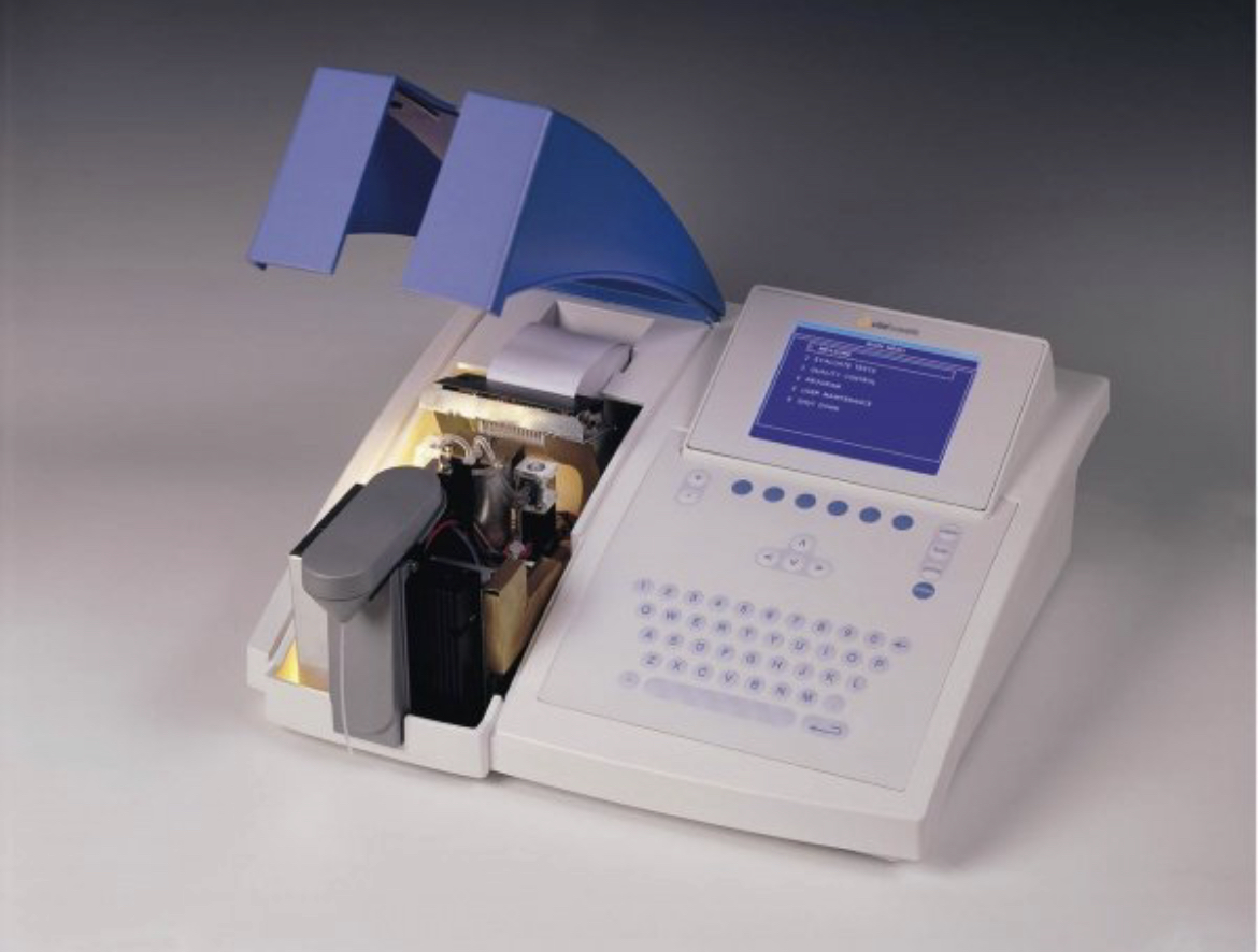 Microlab 300 Semi-automated Biochemistry Analyzer