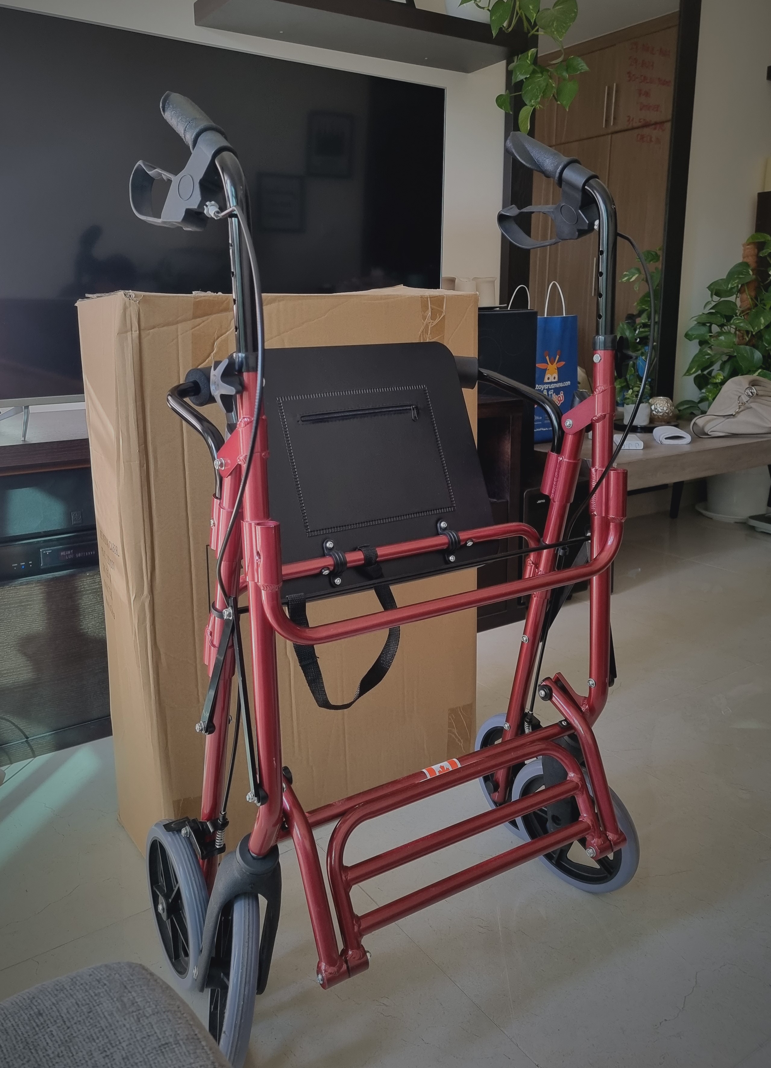 Rollator Transport Wheelchair with 4 large castor wheels