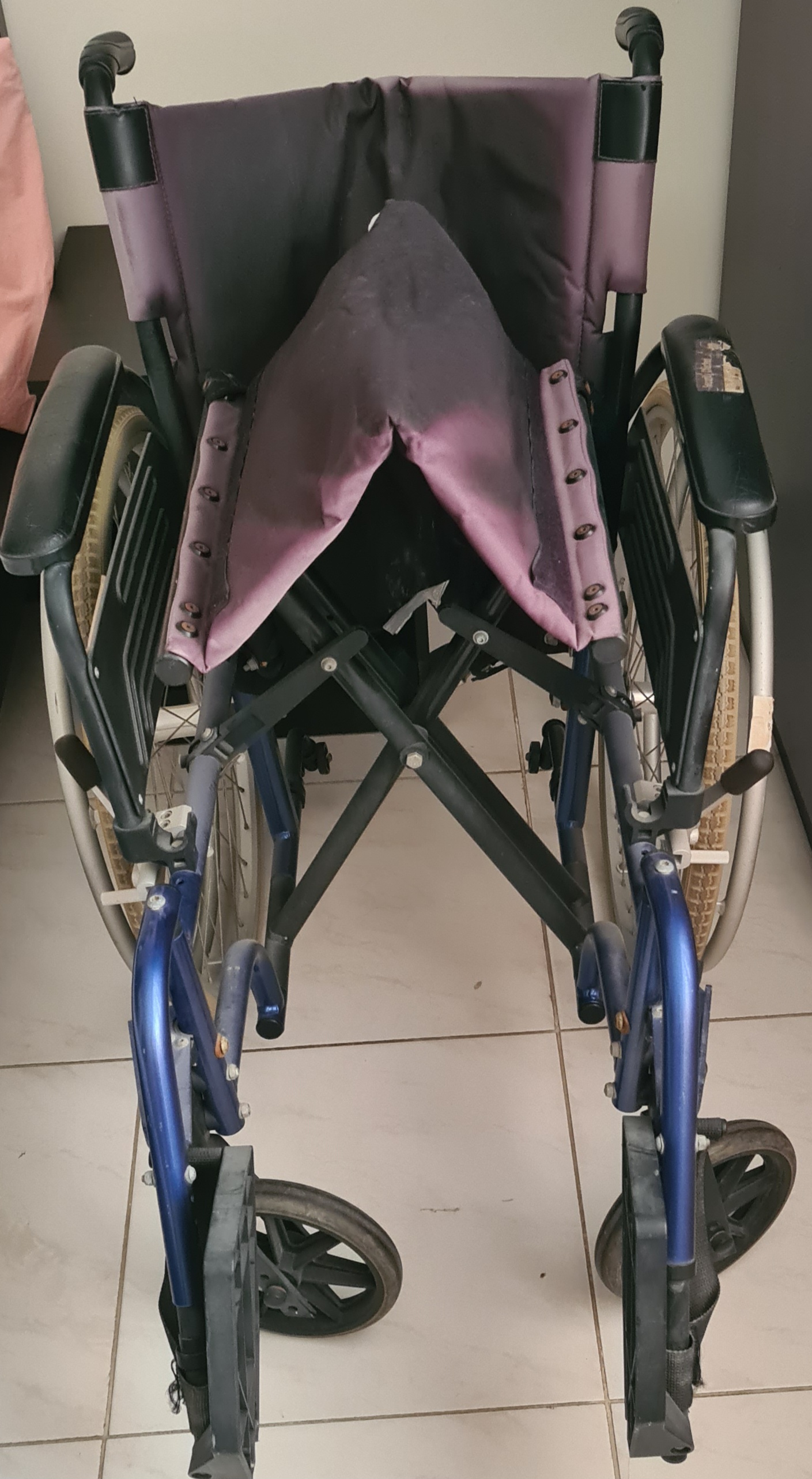 Genemax Manual Wheelchair 20 inches
