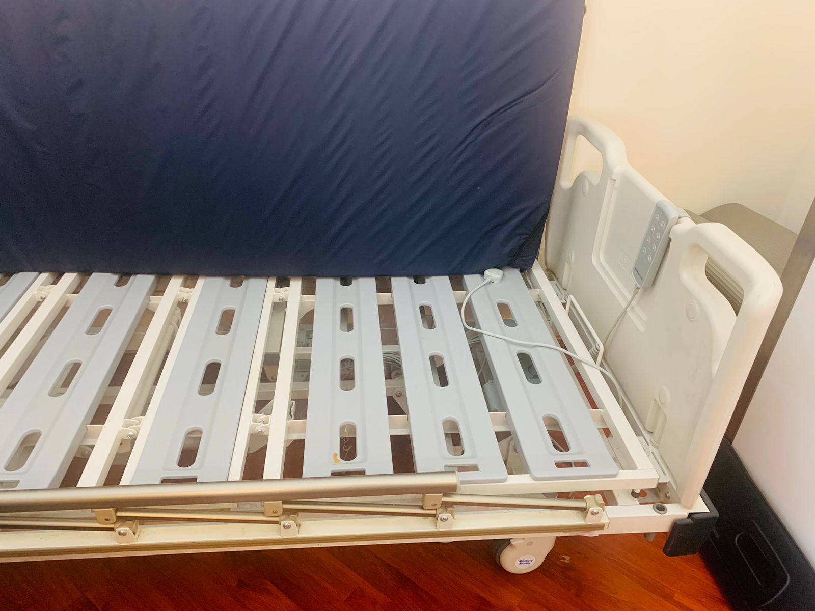 Medical Master Electric Medical Bed With Mattress, Tabletop